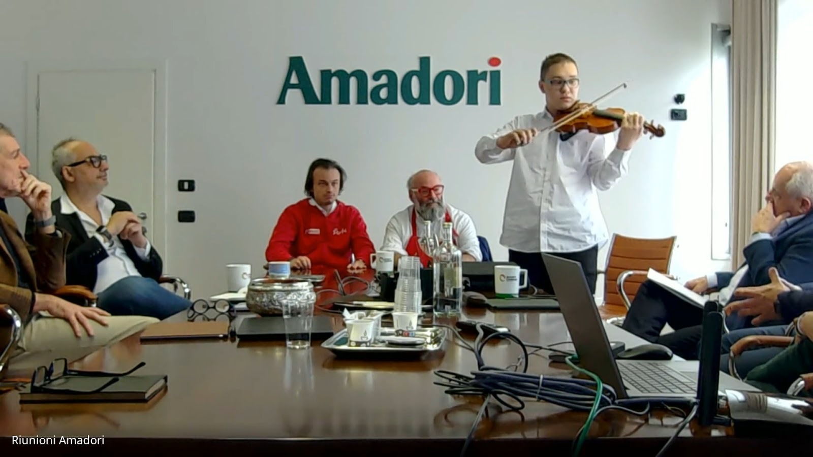 Inclusione e lavoro: Gruppo Amadori al fianco di PizzAut e del progetto PizzAutobus